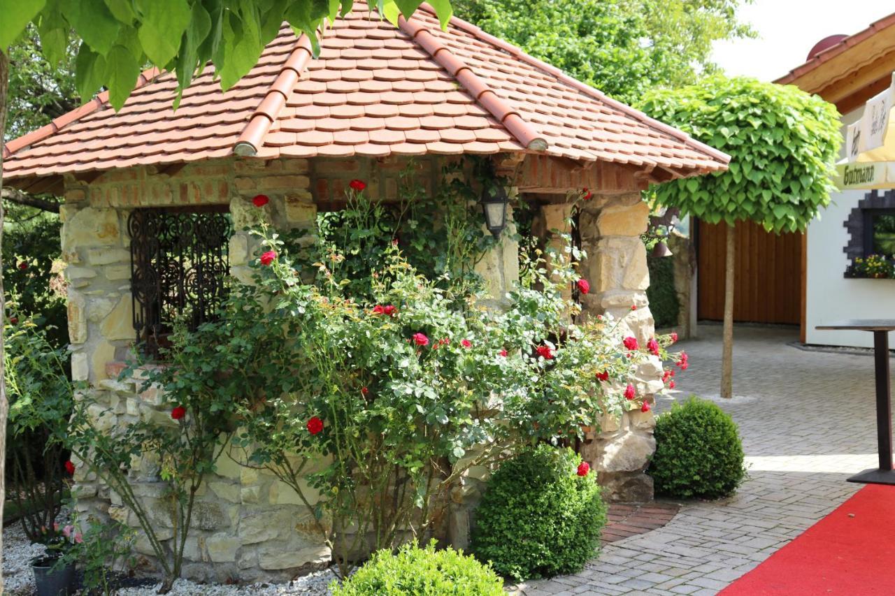 Отель Landsteakhaus Marxheim Экстерьер фото